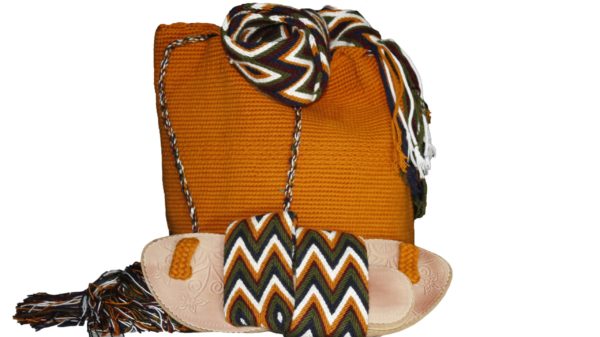 Combo mochila tejida & sandalias Wuayúu - Image 4