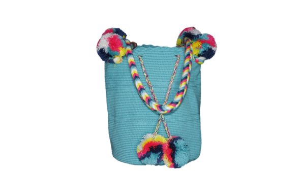 Mochila trenzada y pompones - Image 3